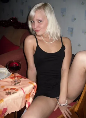 проститутка Сашенька, 23, Москва